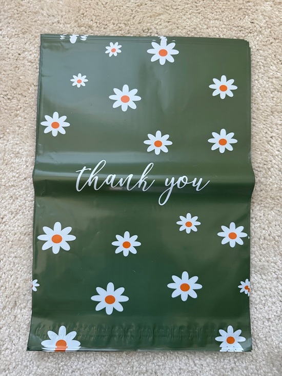 Other - Green Daisy 'Thank You' Polymailers Set of 20